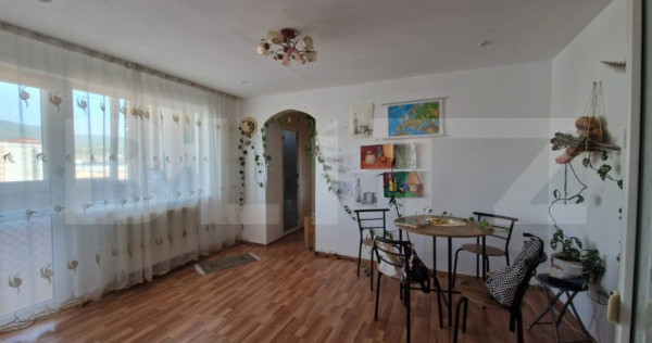 Apartament cu 3 camere, zona Bld. Transilvaniei, etaj interm