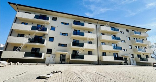 Apartament/Spatiu comercial cu 3 camere si parcare zona Doam