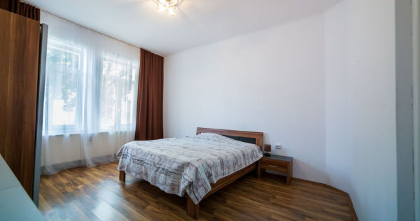 Apartament spatios 4 camere - ideal pentru locuit/afacere...