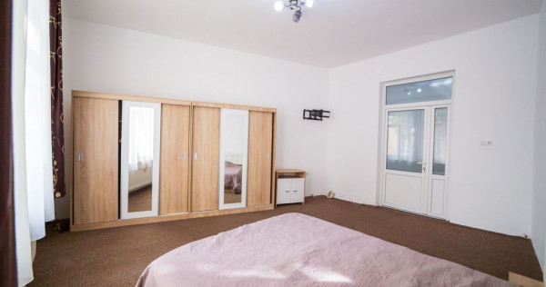 PRET NOU! Apartament spatios 4 camere - COMISION 0%