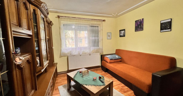 Apartament 2 camere la Parter de vanzare Str. Stejarului ...