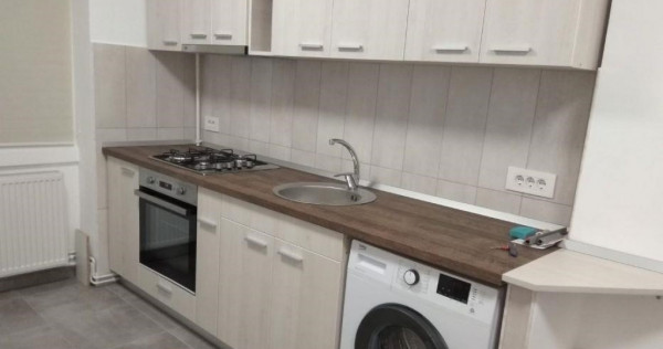 Spre inchiriere apartament de 2 camere zona Apusului