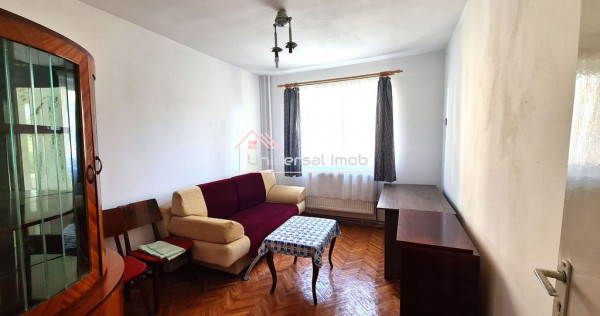 Apartament cu 3 camere, in Manastur