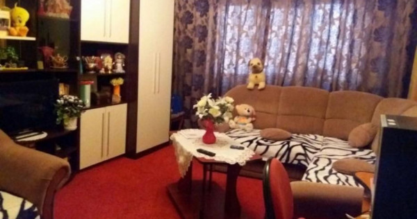 Apartament decomandat, 2 camere - Piata Centrala