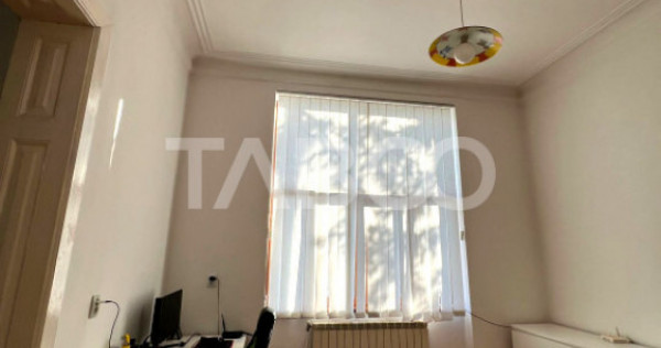 Apartament de vanzare cu 3 camere 111 mpu zona Central din S