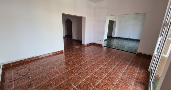 Inchiriez spatiu comercial zona Andrei Saguna - ID : RH-41472-property