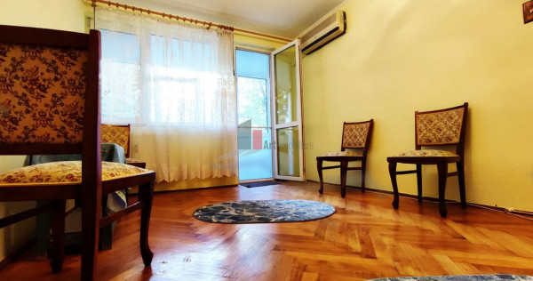 Apartament 3 camere de vanzare Bulevardul Basarabia -Aren...