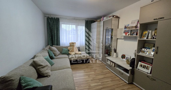 Apartament cu 2 camere, etaj 1, centrala proprie, zona Li...