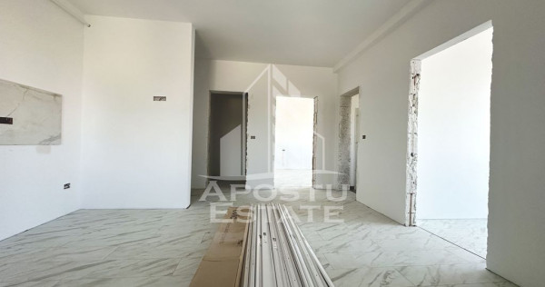 Apartament cu 3 camere la asfalt, etaj intermediar, Giroc