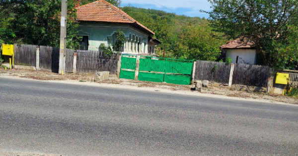 Casa pe str. Ferdinand, In Dragasani, Valcea