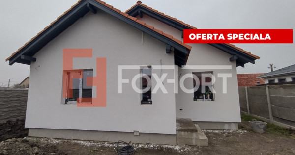 Casa individuala 3 camere, Sanmihaiu Roman - Dormitor cu bai