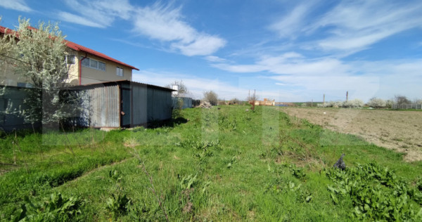 Teren Pielesti, 1.364 mp, toate utilitățile , front 14,5