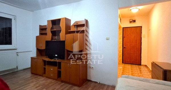 Apartament 2 camere semidecomandat in zona Fortuna