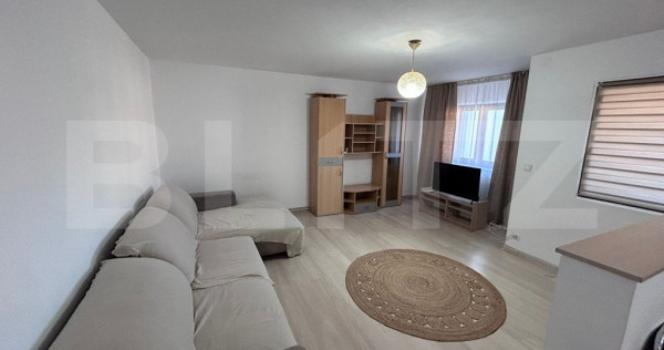 Apartament cu 4 camere, 93 mp, zona Sucpi