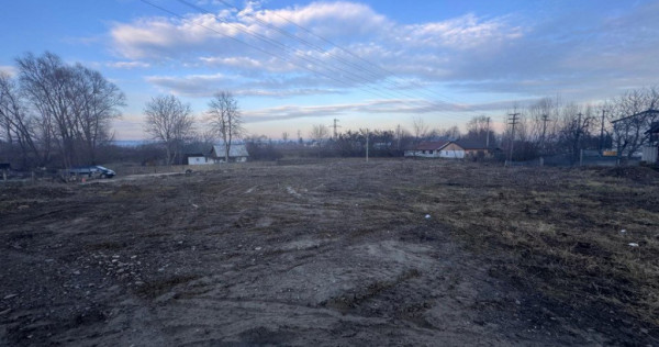 Teren intravilan, 1700 mp, deschidere la drum, Siret