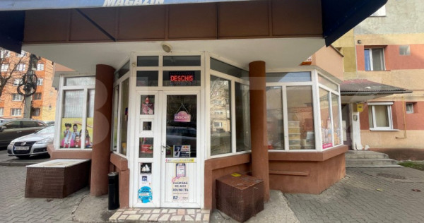 Spatiu Comercial de vanzare, 7 incaperi, 79mp, zona Cetate