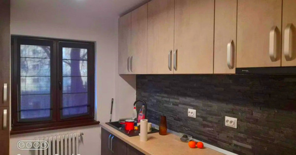 Apartament 3 camere decomandat-Tatarasi-renovat