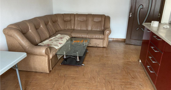 Apartamenr 3 camere , zona ultracentrala, imbunatatit , libe