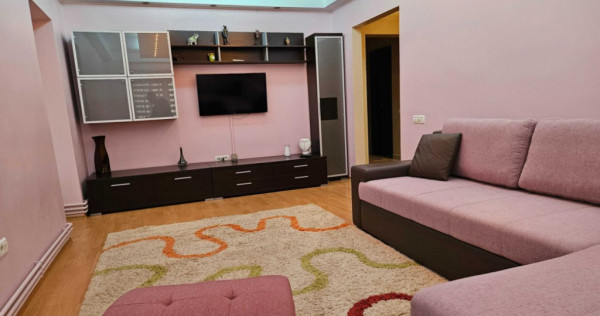 Apartament cu 3 camere decomanat in zona STADION