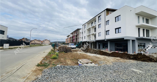 Apartament cu 3 camere 2 balcoane etaj 1 in Selimbar zona Tr