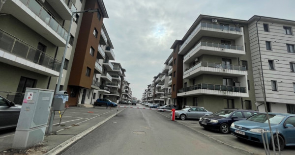 Spatiu comercial 96.60 mp, curte 16.27 mp, centrala termica, alarma