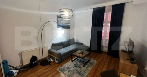 Apartament Ultracentral, Piata Libertatii, Geamuri la strada