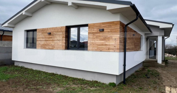 Casă Modernă 135 mp utili, 450 mp teren – Cartier Olimp