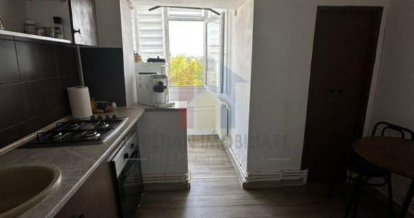 Ap 1 cam Dorobanti conf 1 39 mp renovat partial mobilat si u