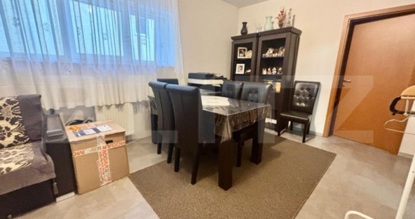 Apartament cu 3 camere, 73 mp, etaj 1, 2 parcari, zona Const