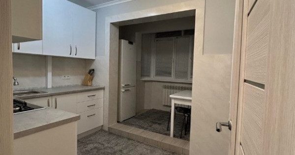 Garsoniera de inchiriat in zona Tractorul