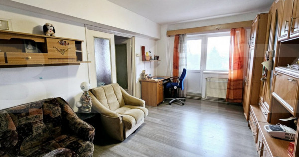 Apartament 3 camere, 78 mp, 4 balcoane &ndash; Sf.Gheorghe