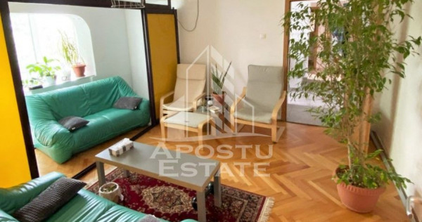 Apartament 3 Camere Centrala Proprie Zona Sagului
