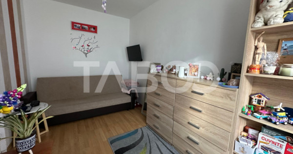Apartament 2 camere etaj intermediar zona Mihai Viteazul S