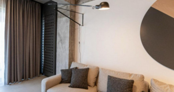 Vedere la mare apartament deosebit mobilat lux chirie termen