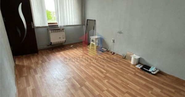 Etaj 1 Garsoniera, 26mp zona Apollo