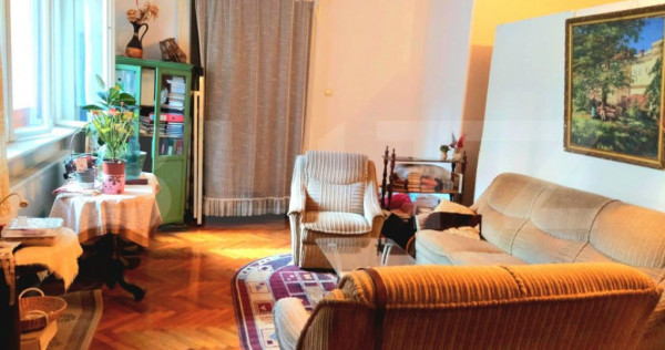 Apartament de vanzare, cu o camera, 73 mp, etaj 1, zona cent