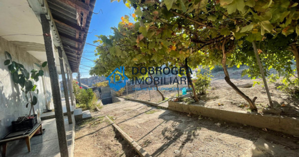 Zona Gloriei, teren 500 mp, 32 ml deschidere