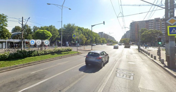 Zona Bd. Iuliu Maniu sp 45 mp trafic intens