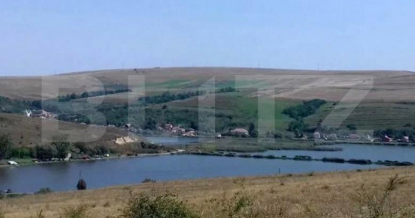 Teren extravilan de vanzare, 2680 mp, zona Lacuri Martinesti