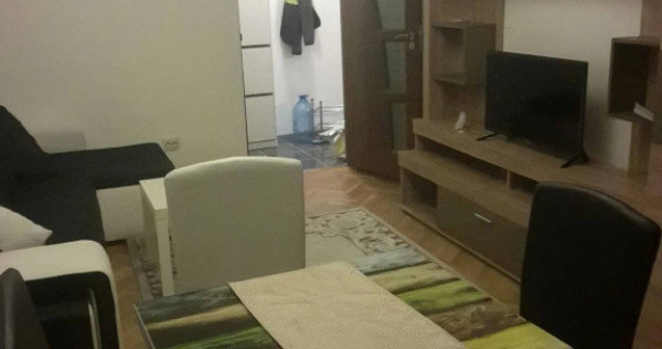 Apartament 3 camere, decomandat - zona Astra