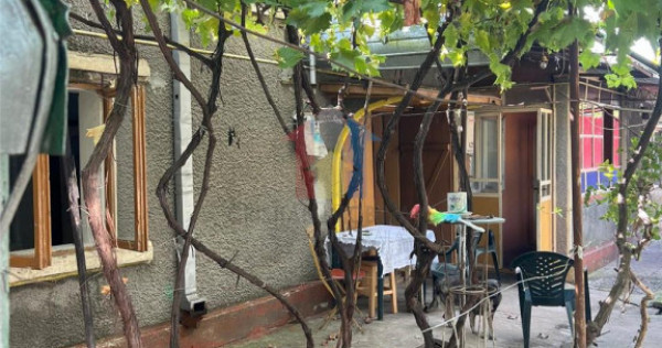 Casa 4 camere, teren 147 mp, toate utilitatile, Brailita