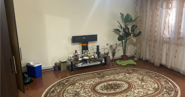 Apartament 3 camere , zona Gara- str Longinescu ,76 mp ,2 ba