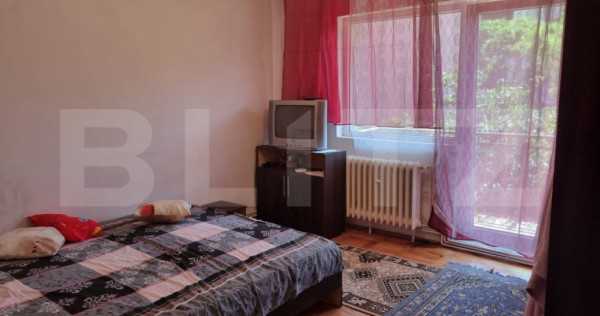 Apartament de vanzare, cu 3 camere, 69 mp, zona Carpati 2