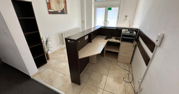 Spatiu parcare privata birouri/clinica/ Pacurari