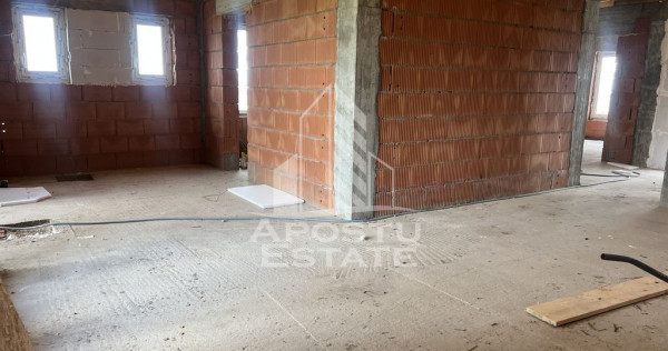 Duplex pe parter cu teren de 400mp, in Cornesti