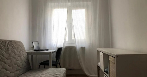 1 camera zona Sagului langa restaurant Nora