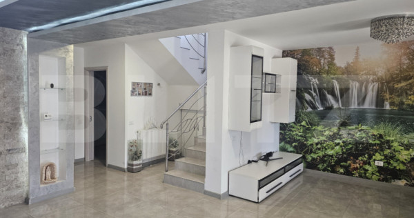 Casa P + E cu toate utilitatile, 3 camere, 160 mp utili, in