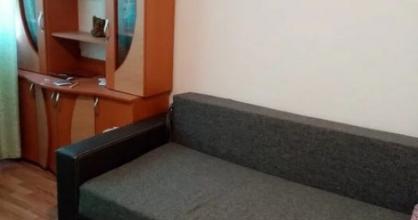 1 camera in zona Dacia