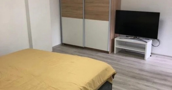 1 camera in zona Blascovici