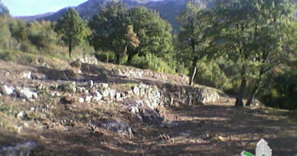Teren de in Budva Muntenegru